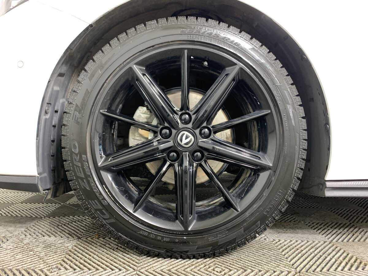 Changan UNI-V с пробегом — 2024 год. Фото: #8