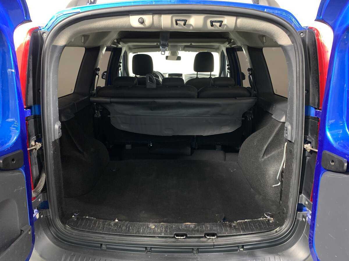 Lada (ВАЗ) Largus с пробегом — 2021 год. Фото: #19