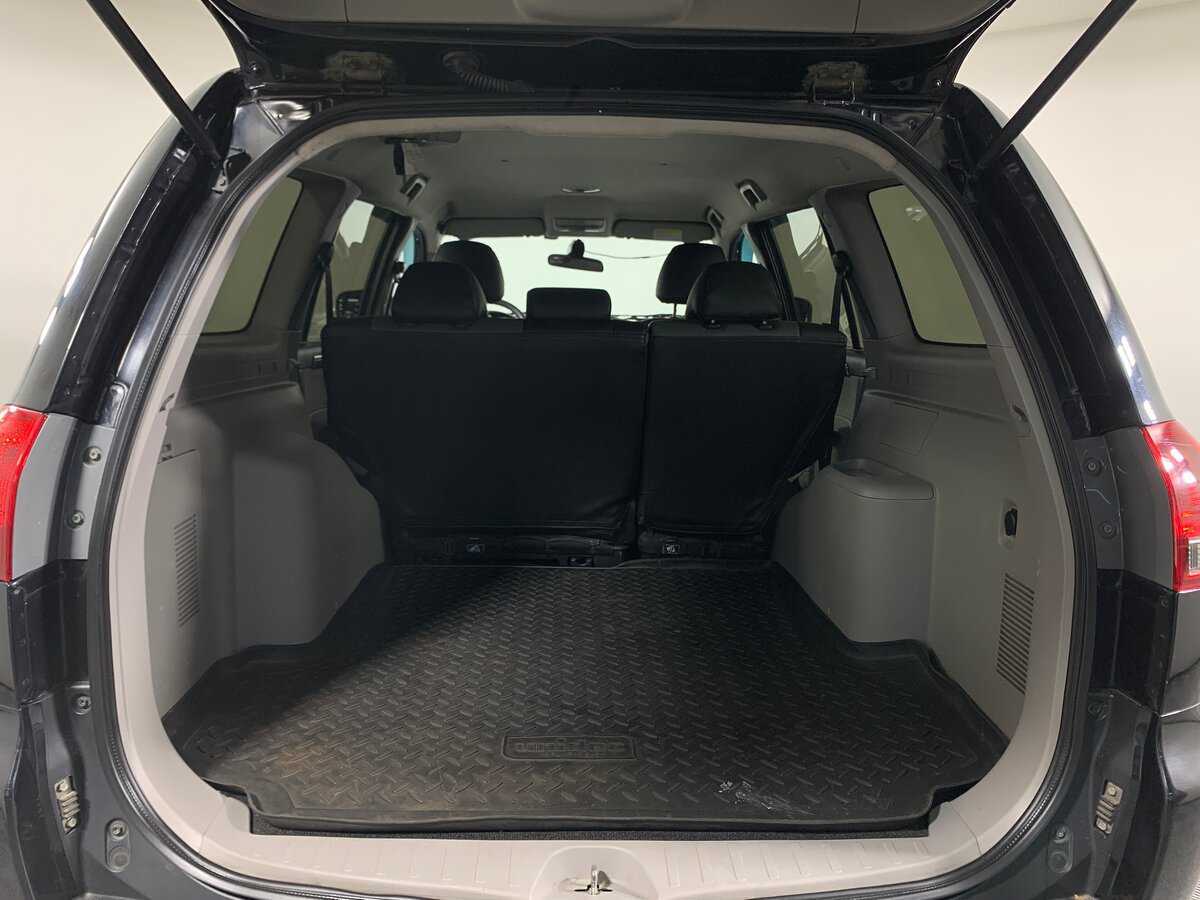 Mitsubishi Pajero Sport с пробегом — 2014 год. Фото: #19