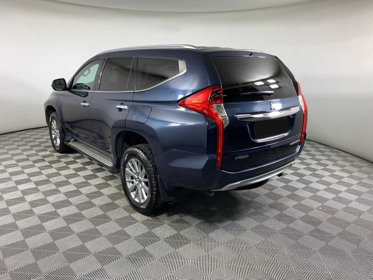 Mitsubishi Pajero Sport с пробегом — 2018 год. Фото: #6