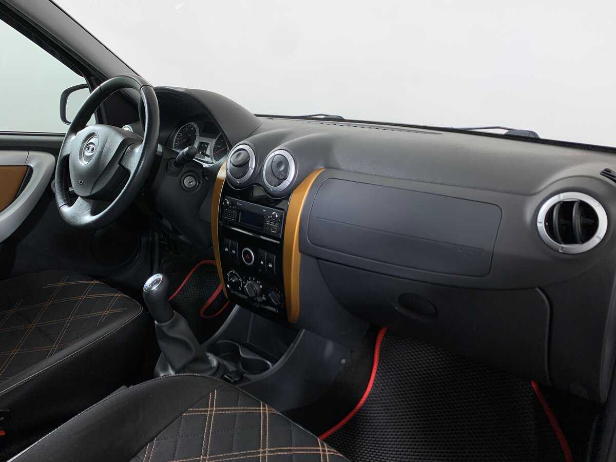 Lada (ВАЗ) Largus с пробегом — 2019 год. Фото: #13