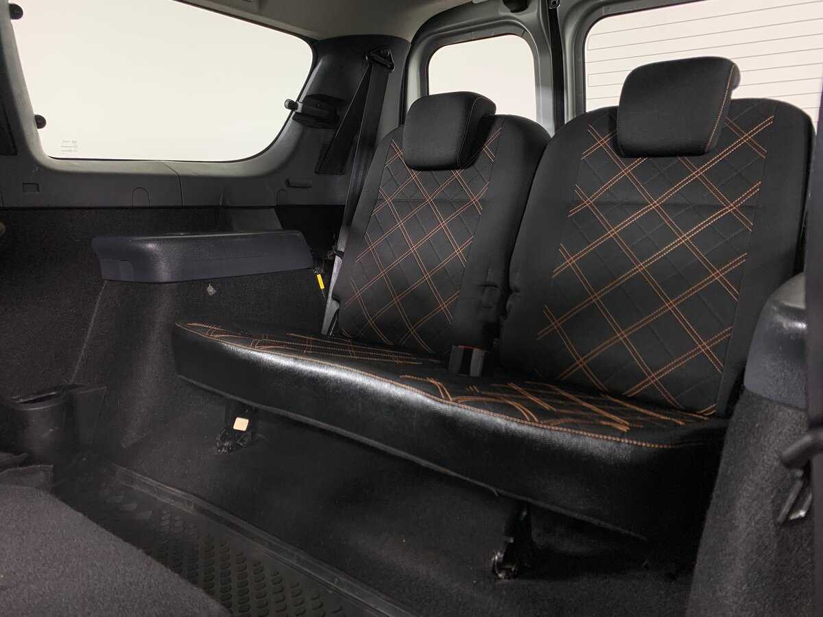 Lada (ВАЗ) Largus с пробегом — 2019 год. Фото: #19