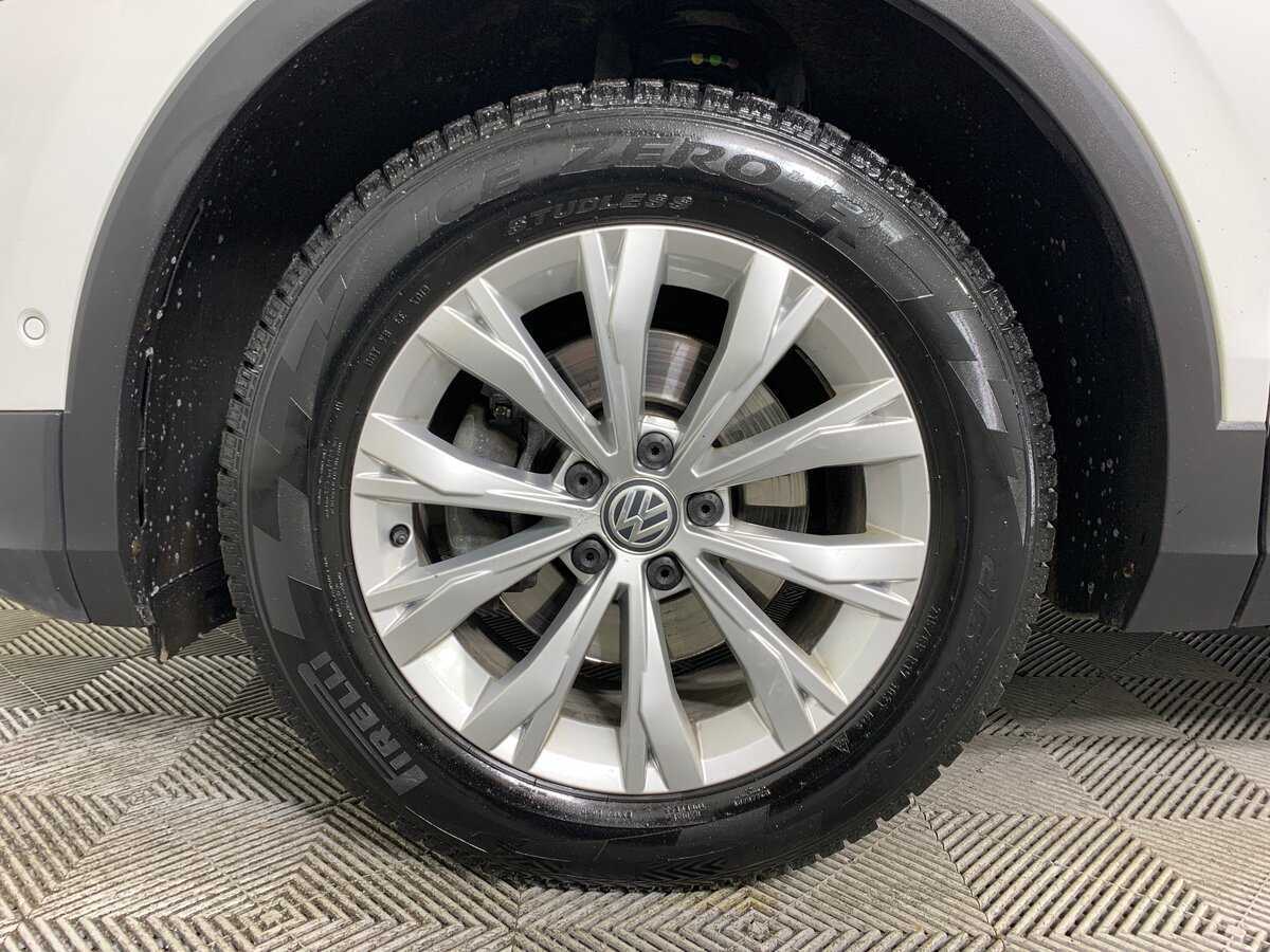 Volkswagen Tiguan с пробегом — 2017 год. Фото: #8