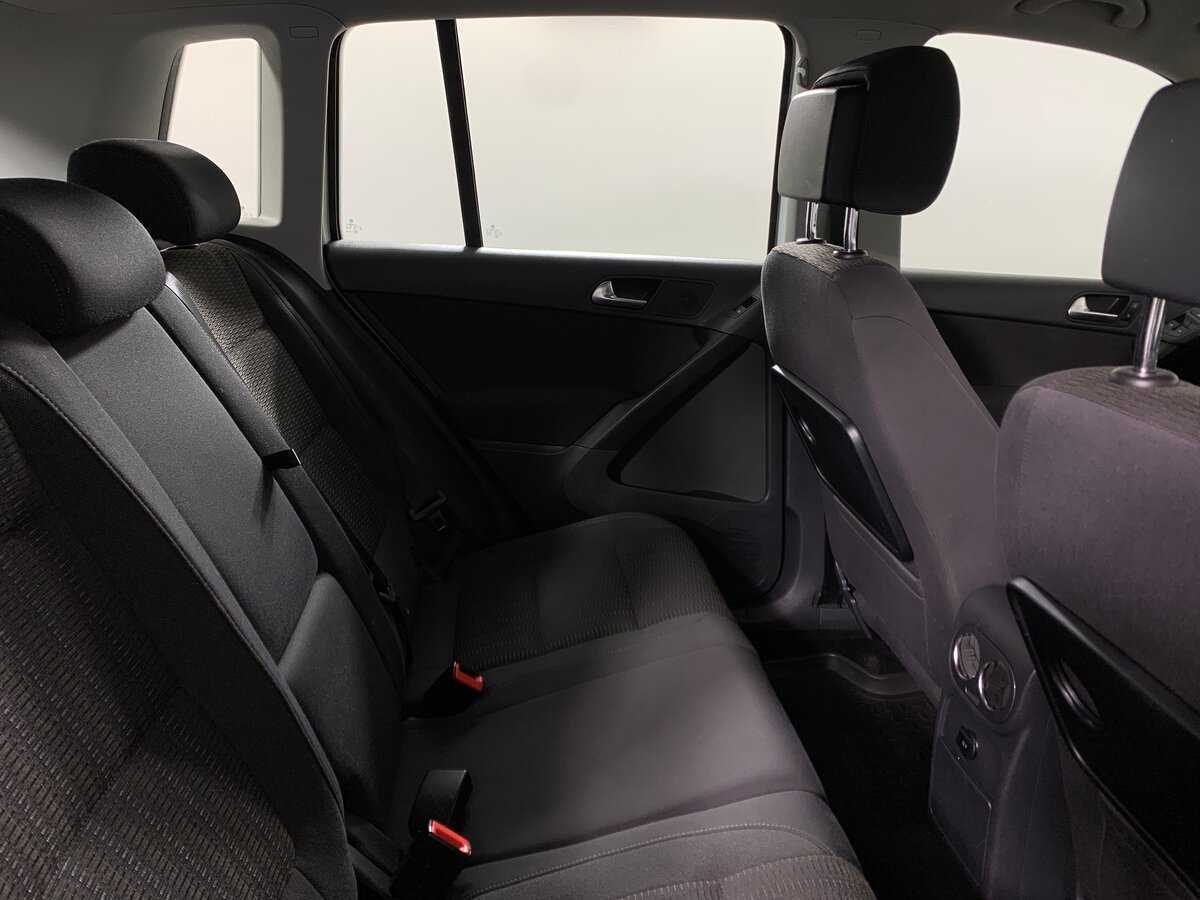 Volkswagen Tiguan с пробегом — 2015 год. Фото: #17