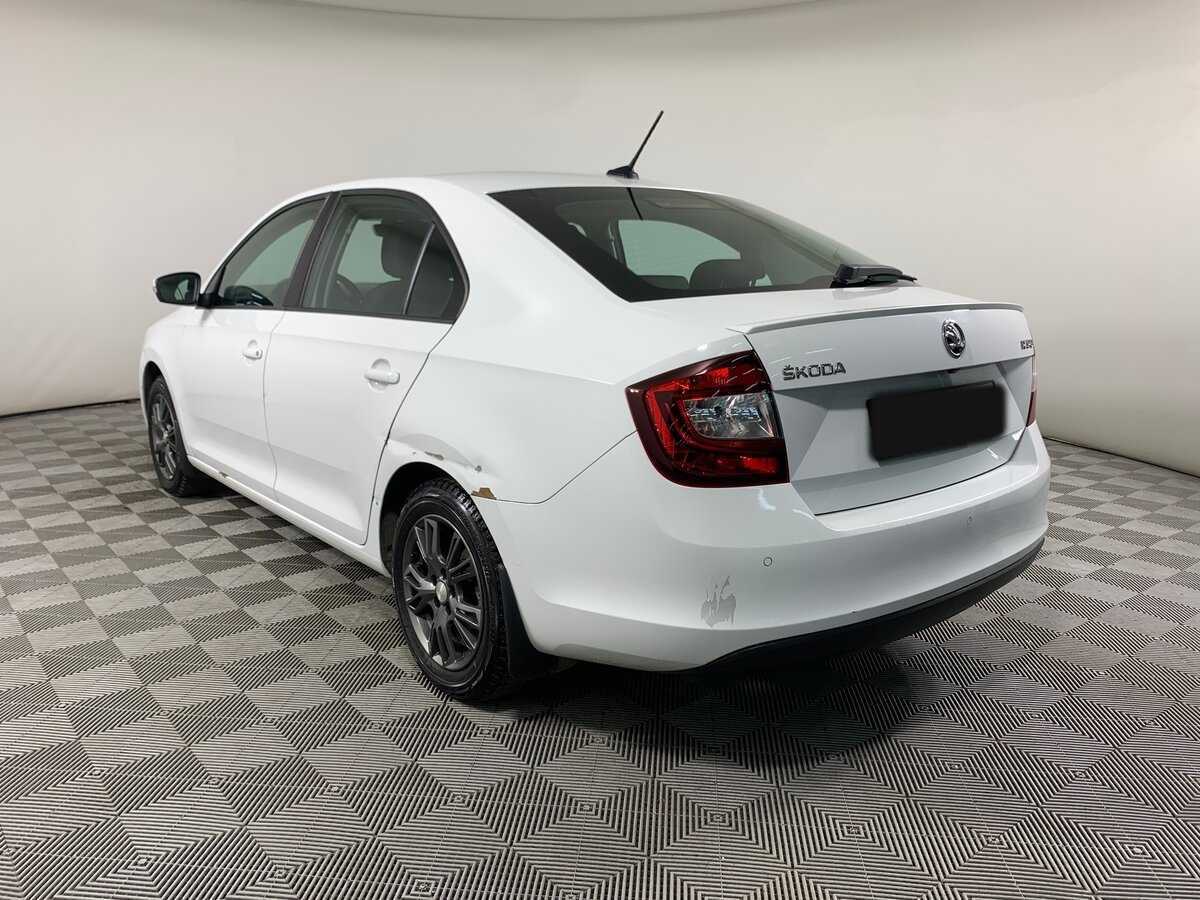 Skoda Rapid с пробегом — 2018 год. Фото: #6