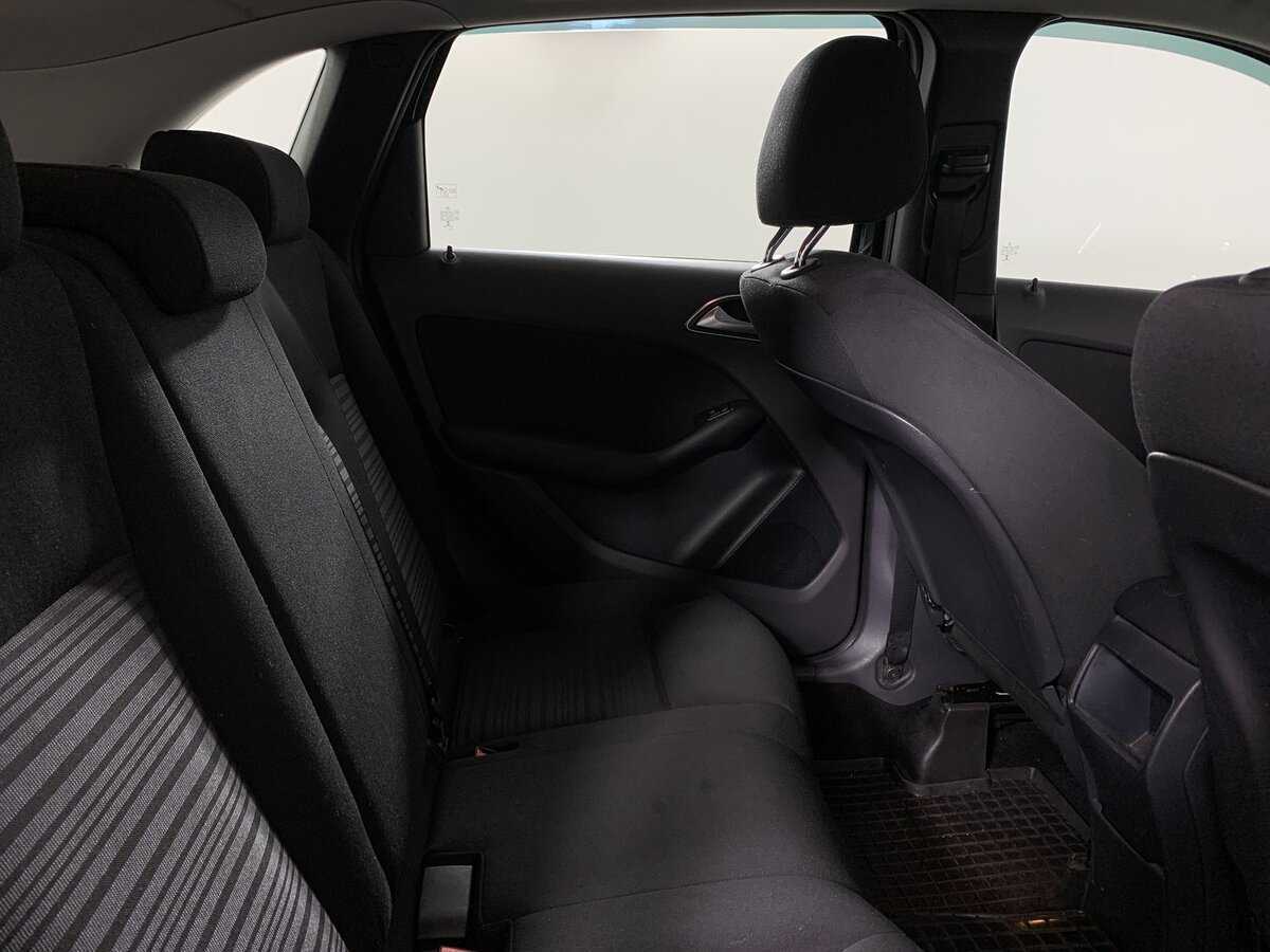 Mercedes-Benz B-Класс с пробегом — 2014 год. Фото: #17