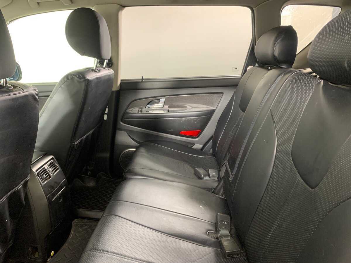 SsangYong Rexton с пробегом — 2012 год. Фото: #18