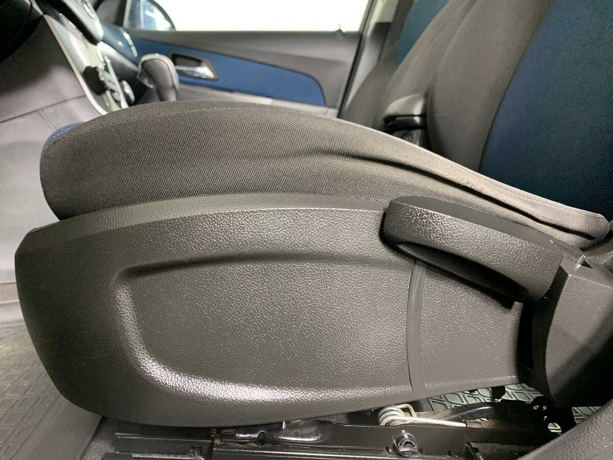 Chevrolet Cruze с пробегом — 2013 год. Фото: #15