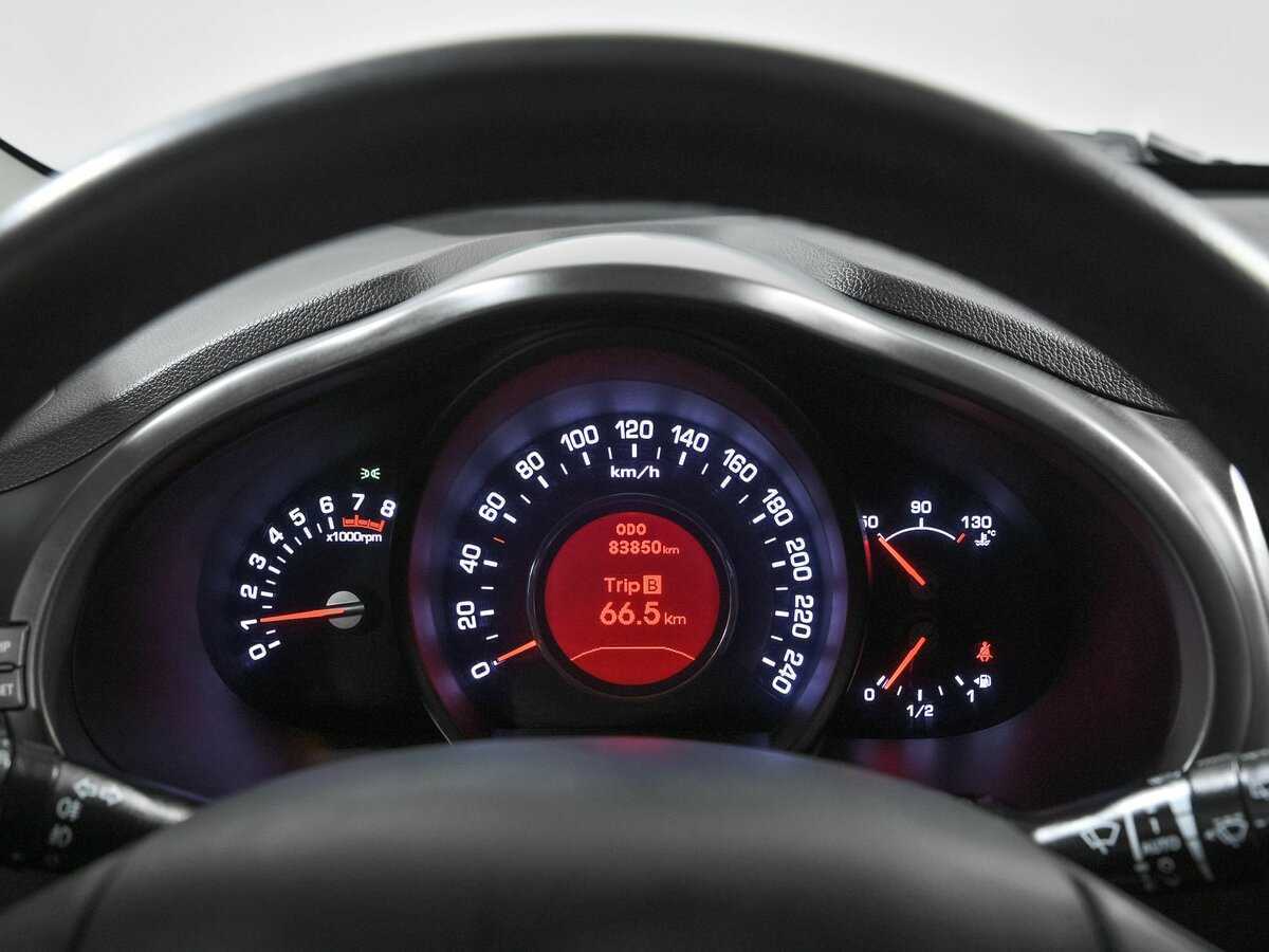 Kia Sportage с пробегом — 2012 год. Фото: #6