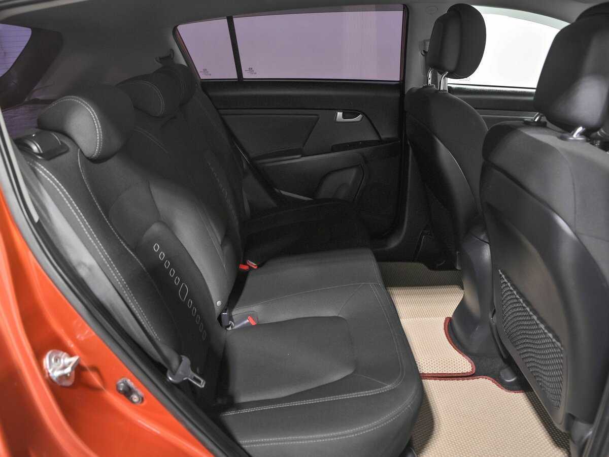 Kia Sportage с пробегом — 2012 год. Фото: #13