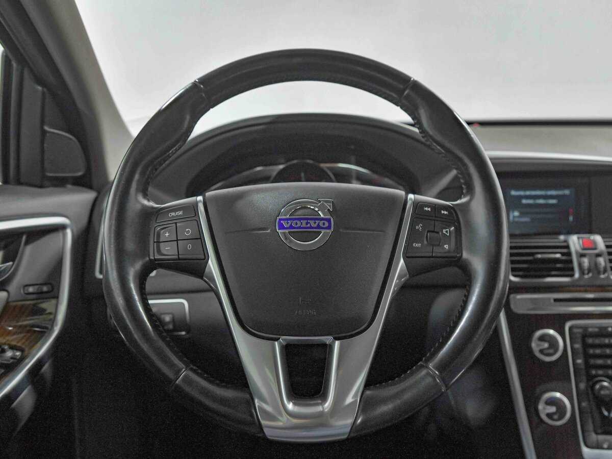 Volvo XC60 с пробегом — 2015 год. Фото: #7