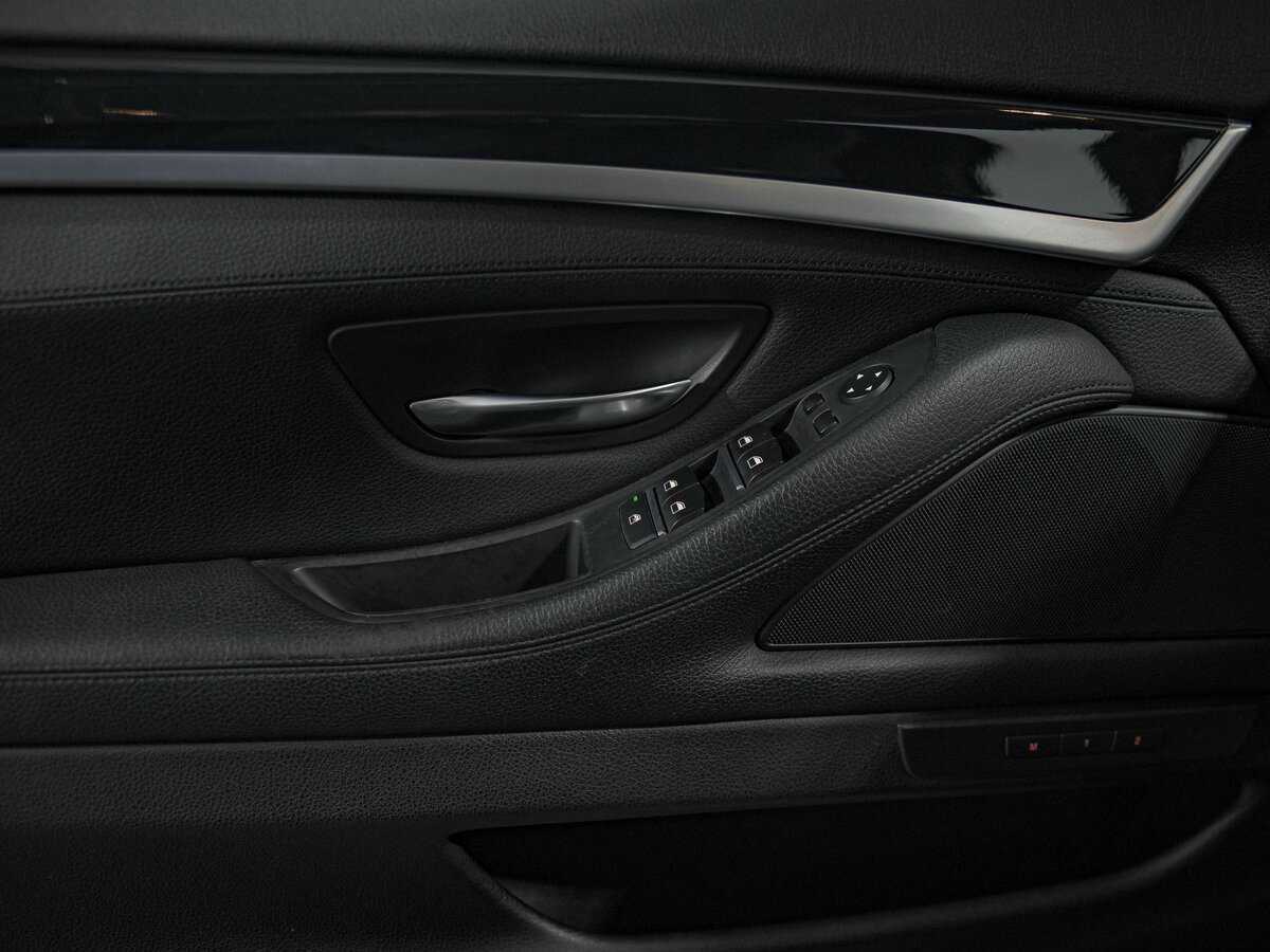 BMW 5 серии с пробегом — 2014 год. Фото: #12
