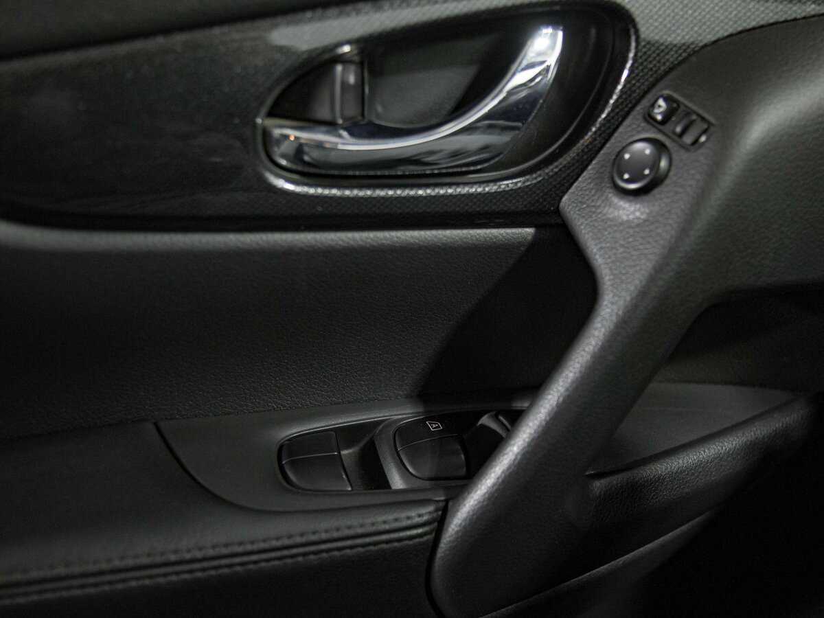 Nissan X-Trail с пробегом — 2016 год. Фото: #14