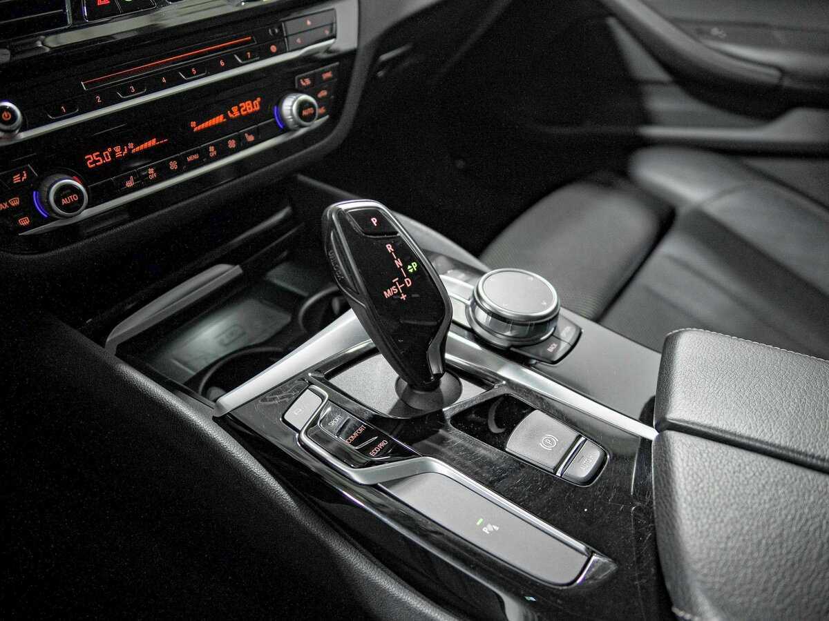 BMW 5 серии с пробегом — 2018 год. Фото: #13