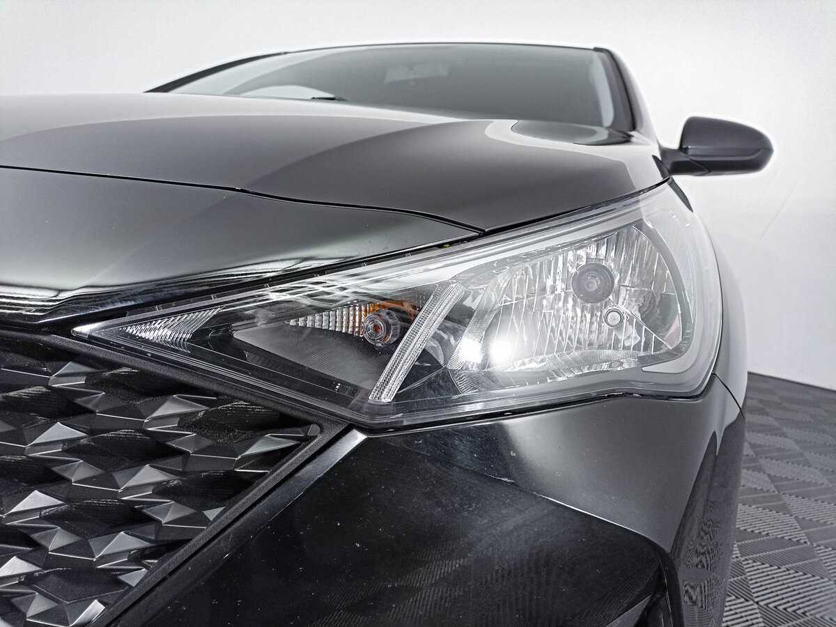 Hyundai Solaris с пробегом — 2021 год. Фото: #16