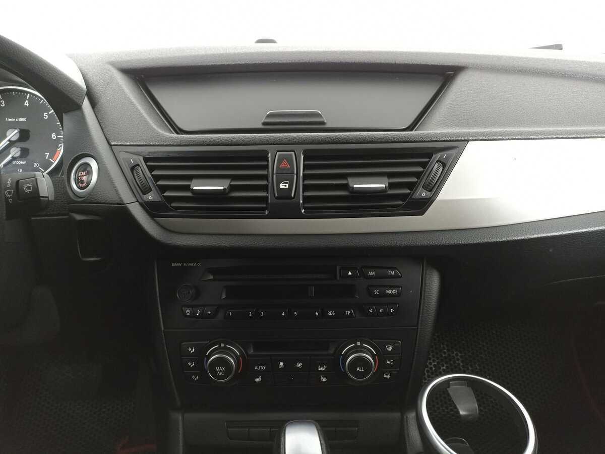 BMW X1 с пробегом — 2014 год. Фото: #12