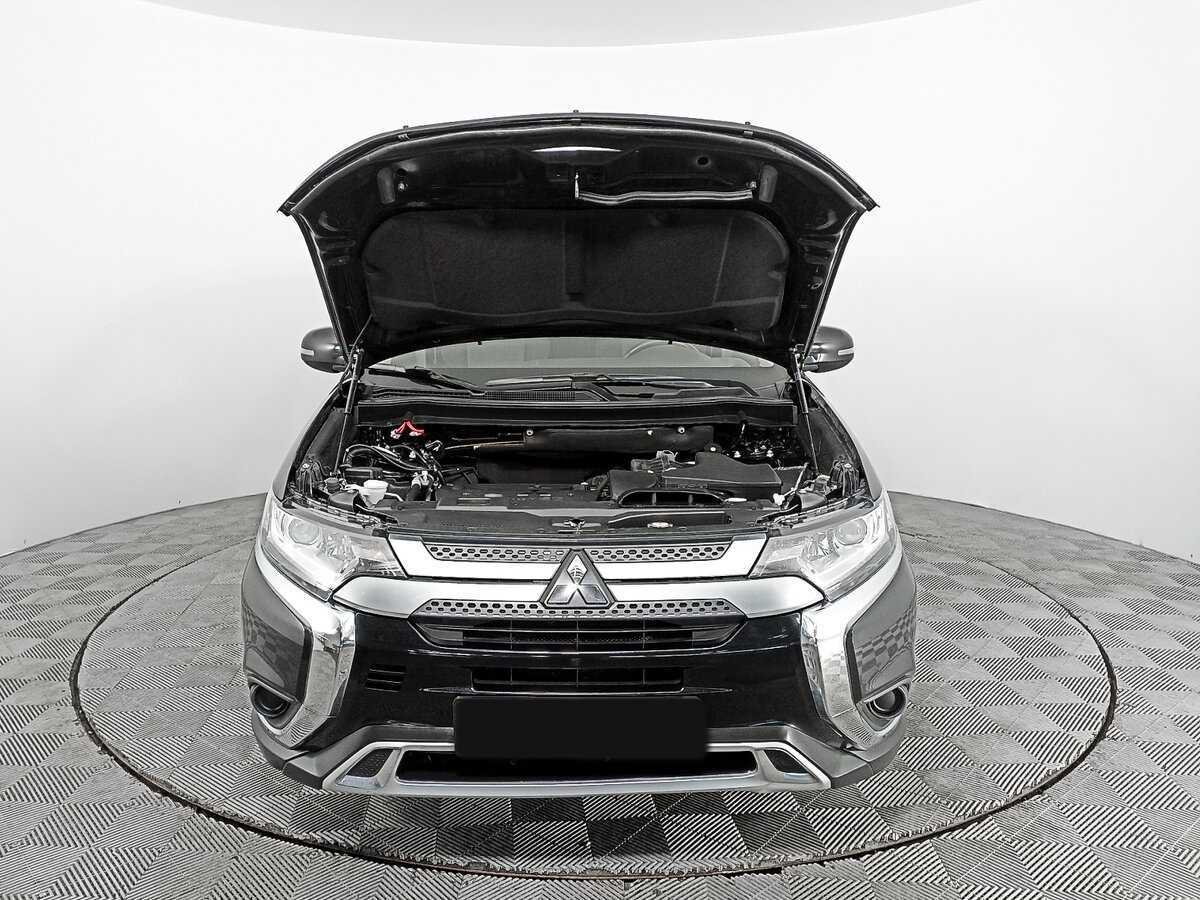 Mitsubishi Outlander с пробегом — 2021 год. Фото: #6