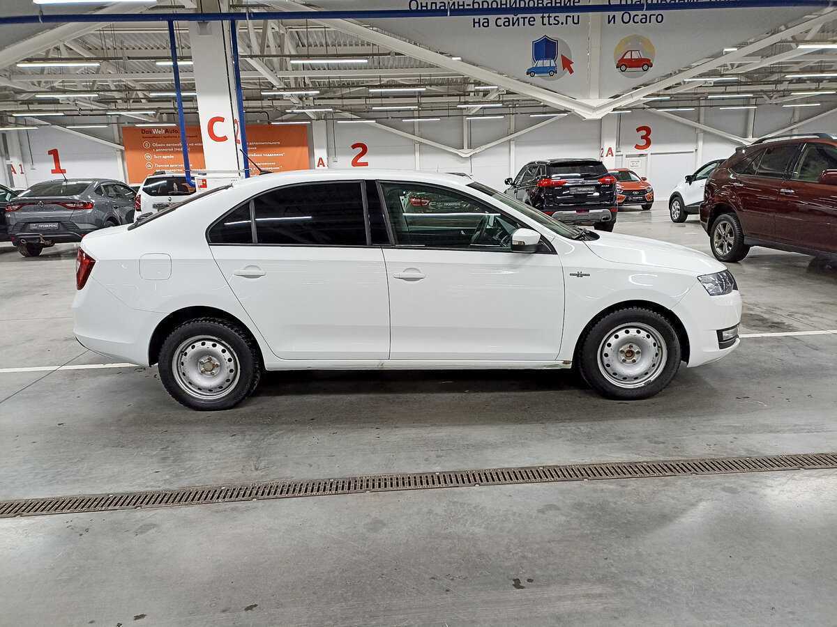 Skoda Rapid с пробегом — 2019 год. Фото: #3