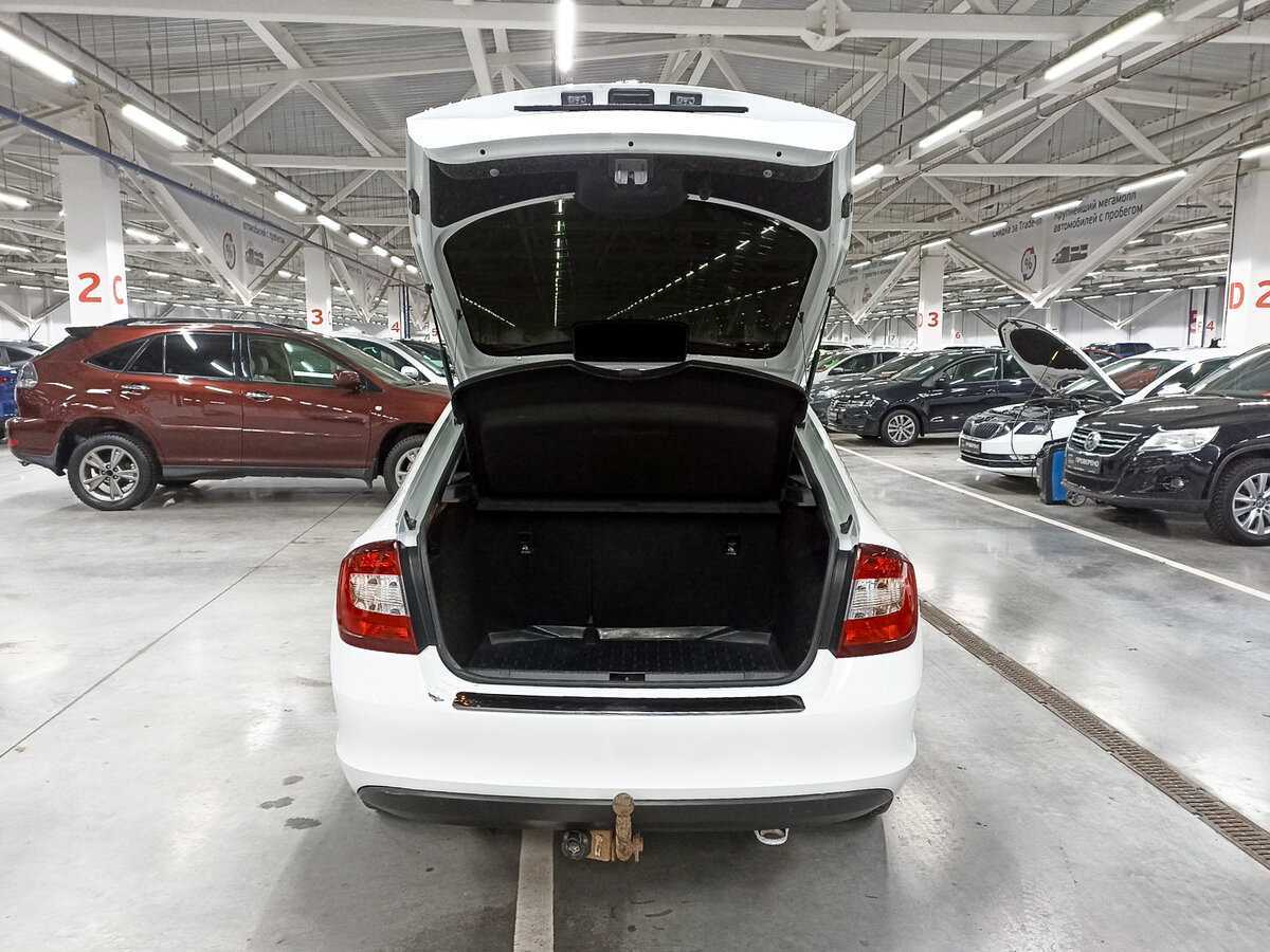 Skoda Rapid с пробегом — 2019 год. Фото: #9