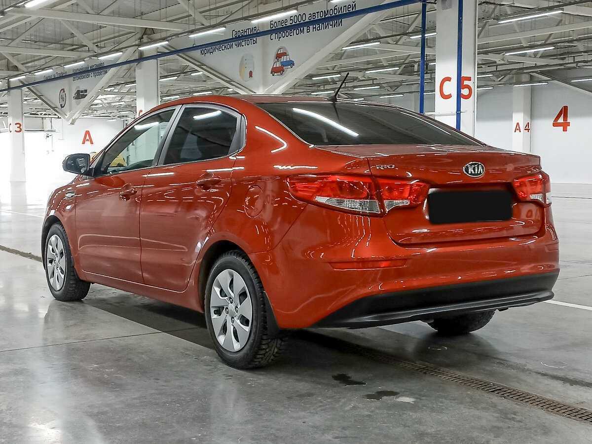 Kia Rio с пробегом — 2015 год. Фото: #6
