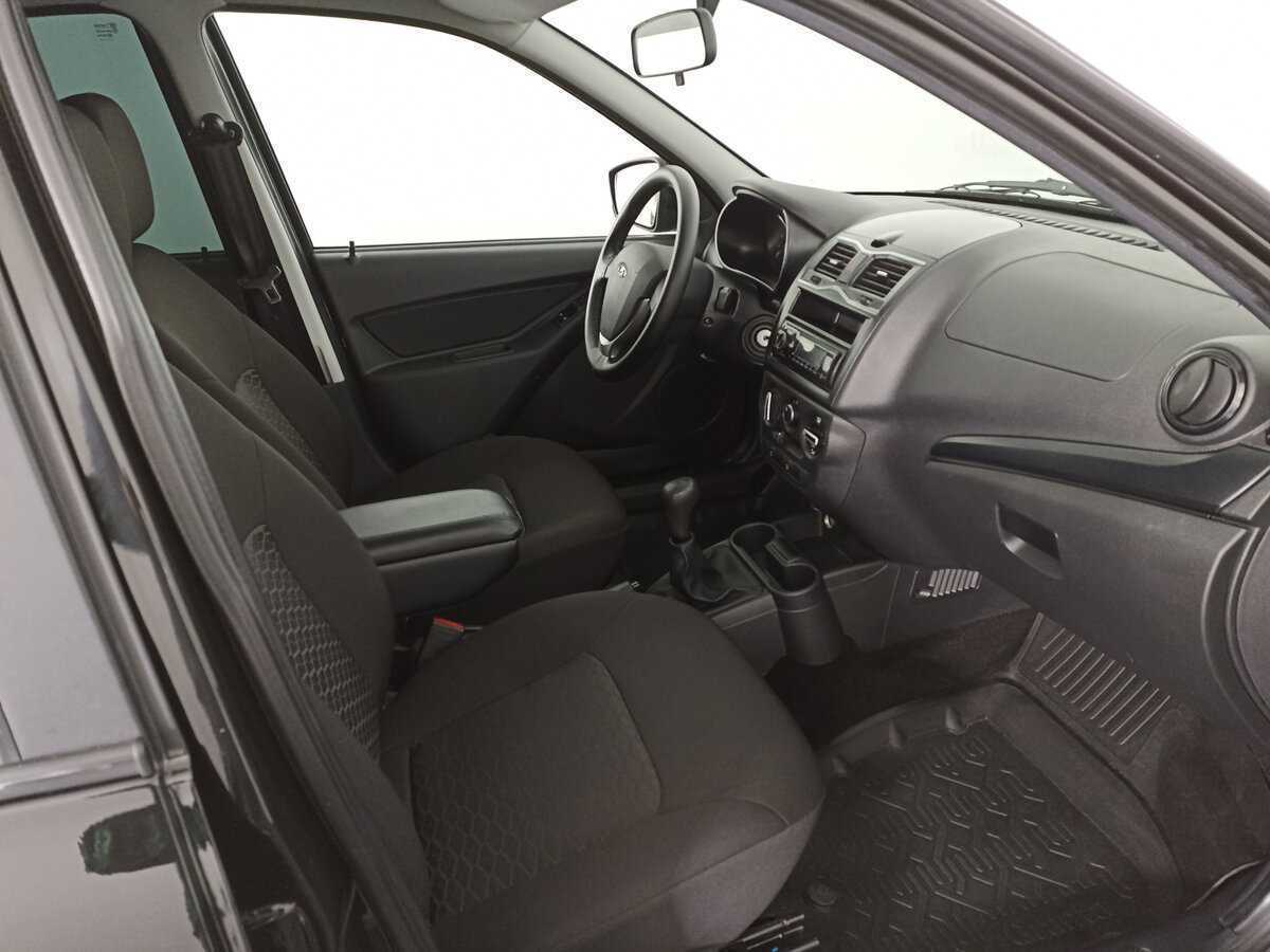 Lada (ВАЗ) Granta с пробегом — 2023 год. Фото: #10