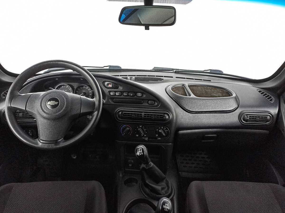 Chevrolet Niva с пробегом — 2017 год. Фото: #11