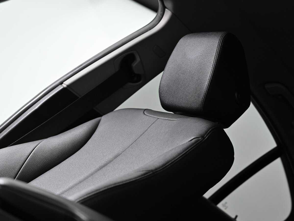 BMW 3 серии с пробегом — 2017 год. Фото: #15