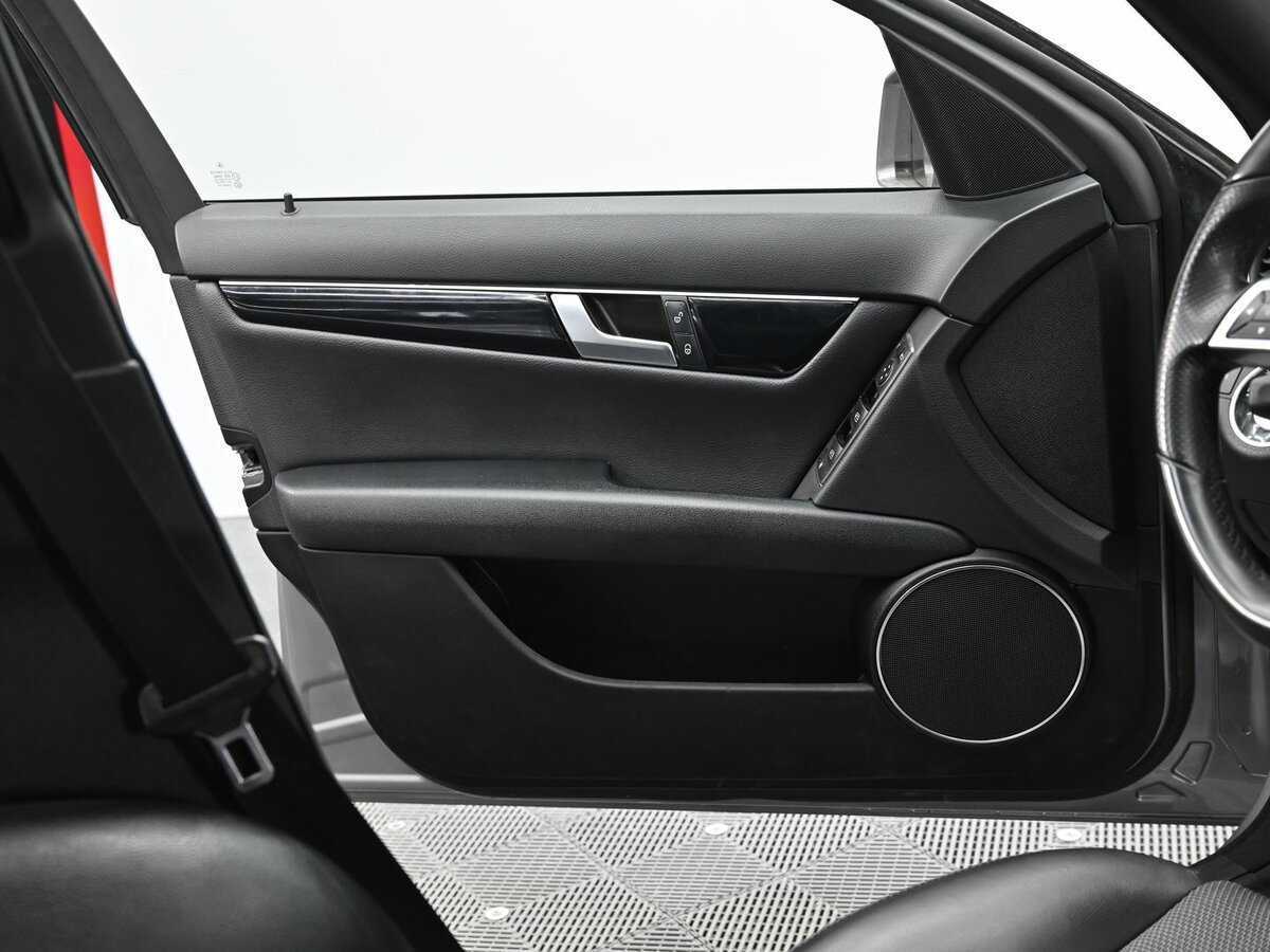 Mercedes-Benz C-Класс с пробегом — 2012 год. Фото: #7