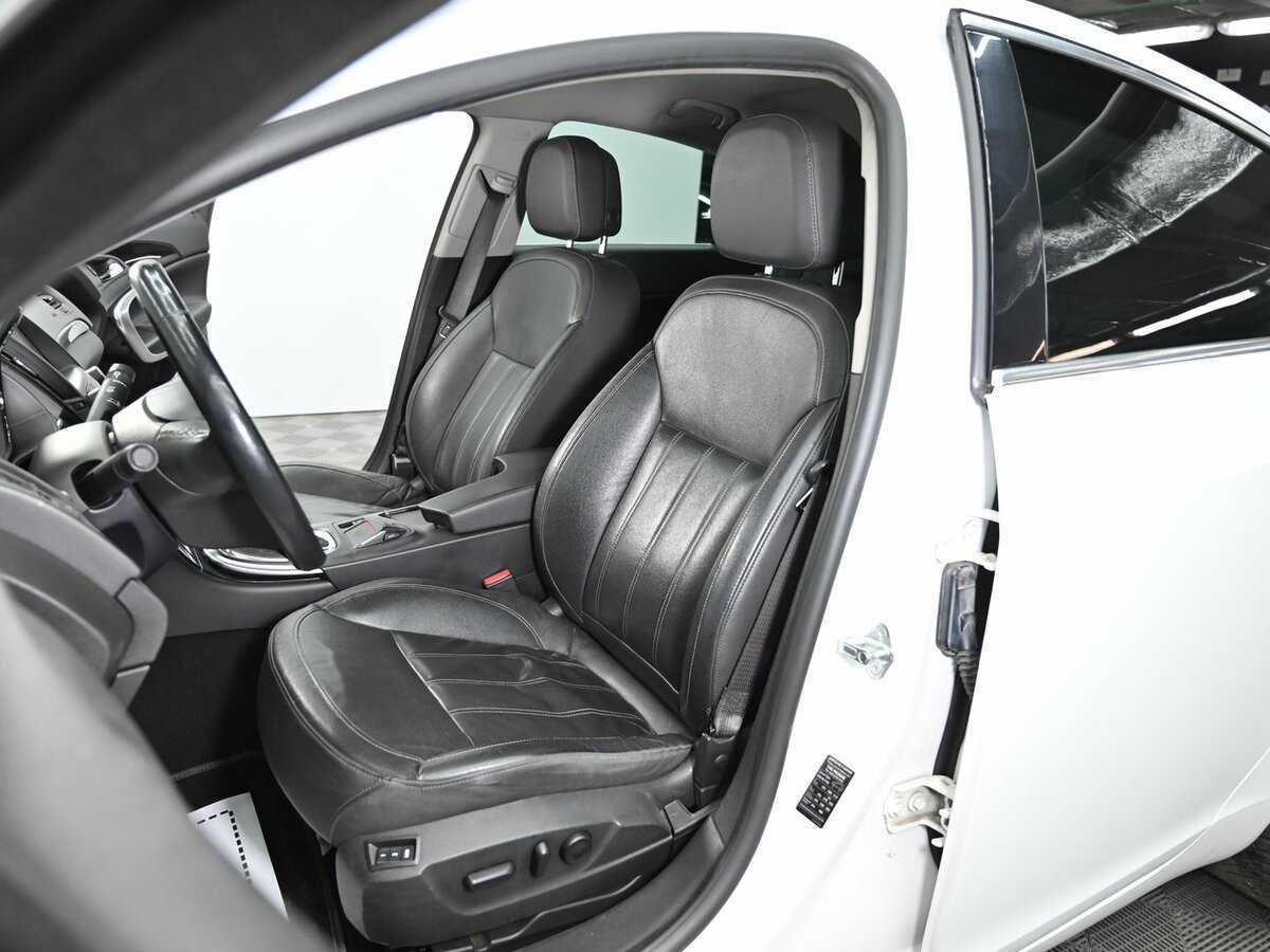 Opel Insignia с пробегом — 2014 год. Фото: #6