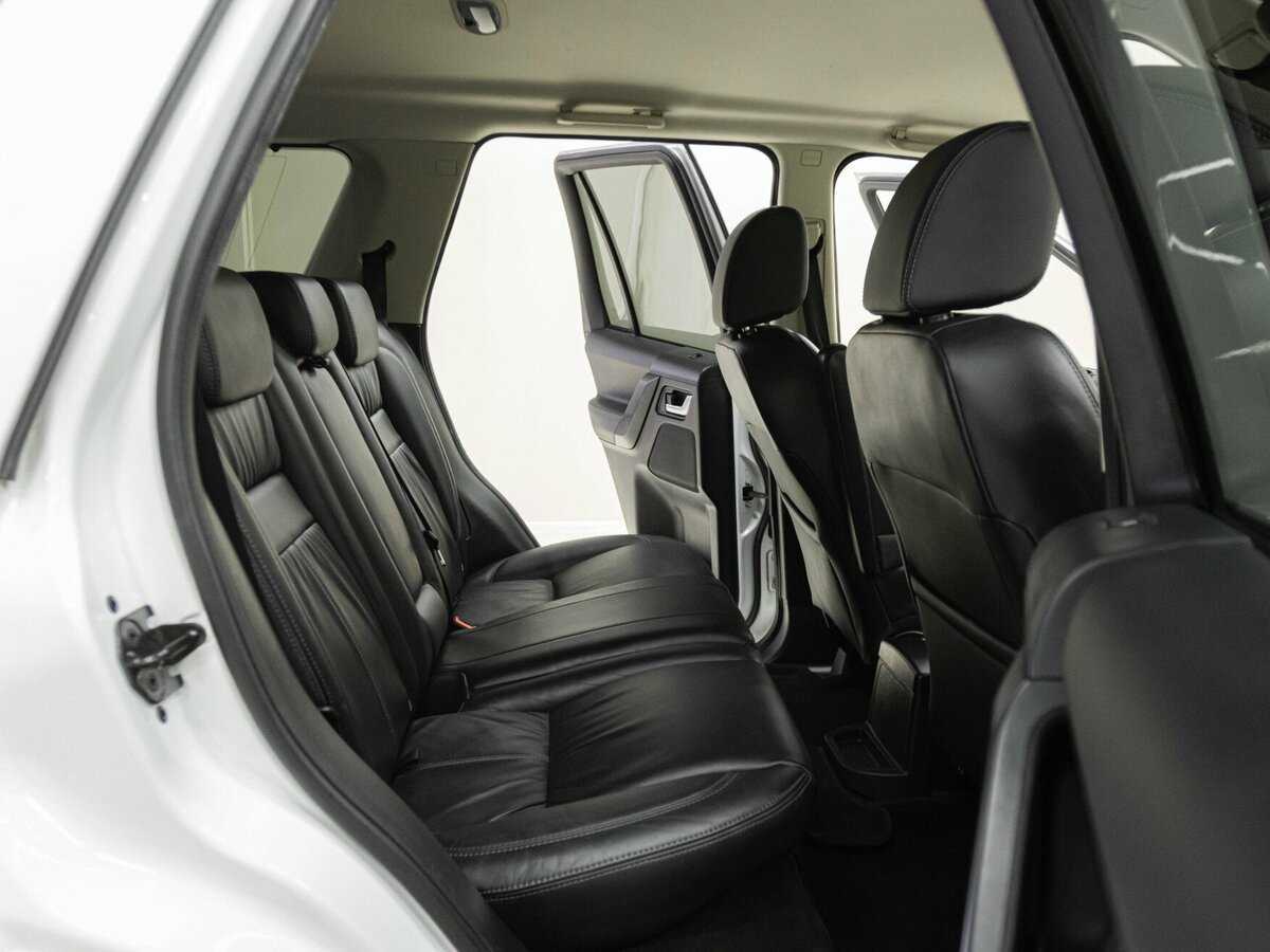 Land Rover Freelander с пробегом — 2014 год. Фото: #17