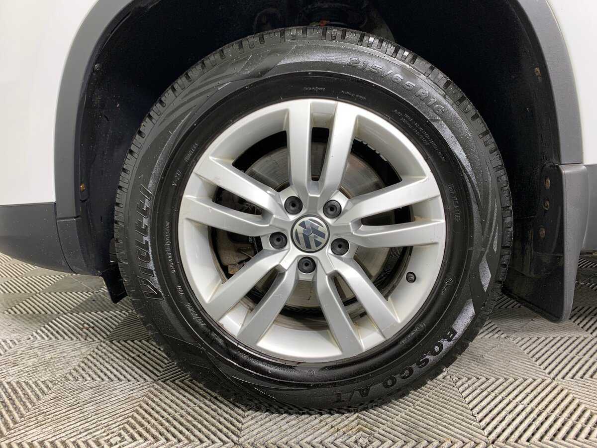 Volkswagen Tiguan с пробегом — 2014 год. Фото: #8