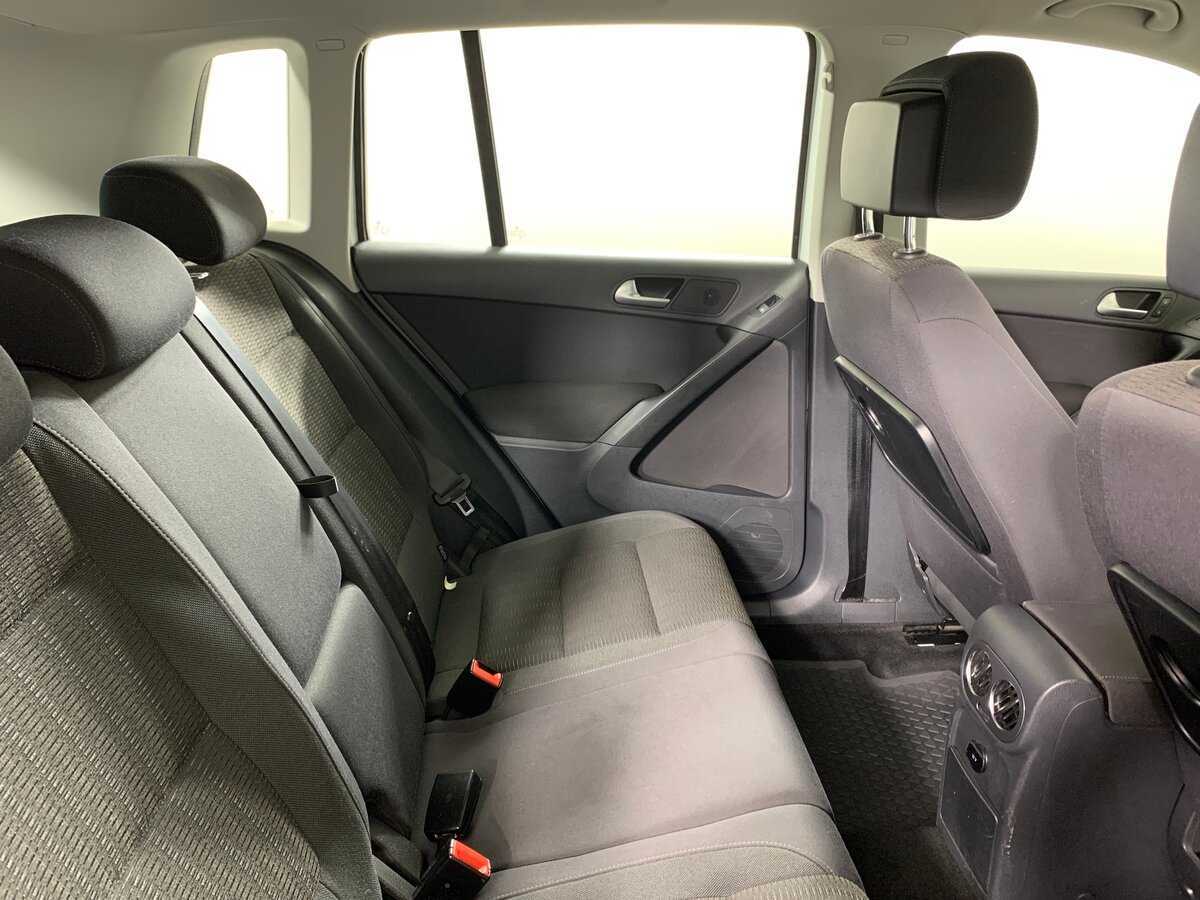 Volkswagen Tiguan с пробегом — 2014 год. Фото: #17