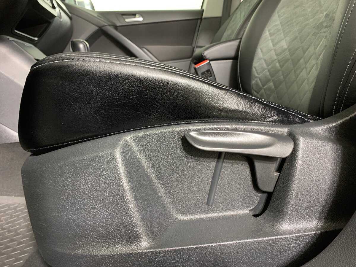 Volkswagen Tiguan с пробегом — 2015 год. Фото: #16