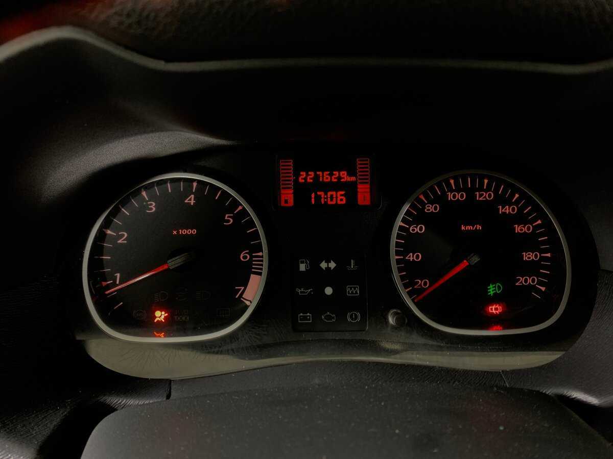 Renault Duster с пробегом — 2012 год. Фото: #14