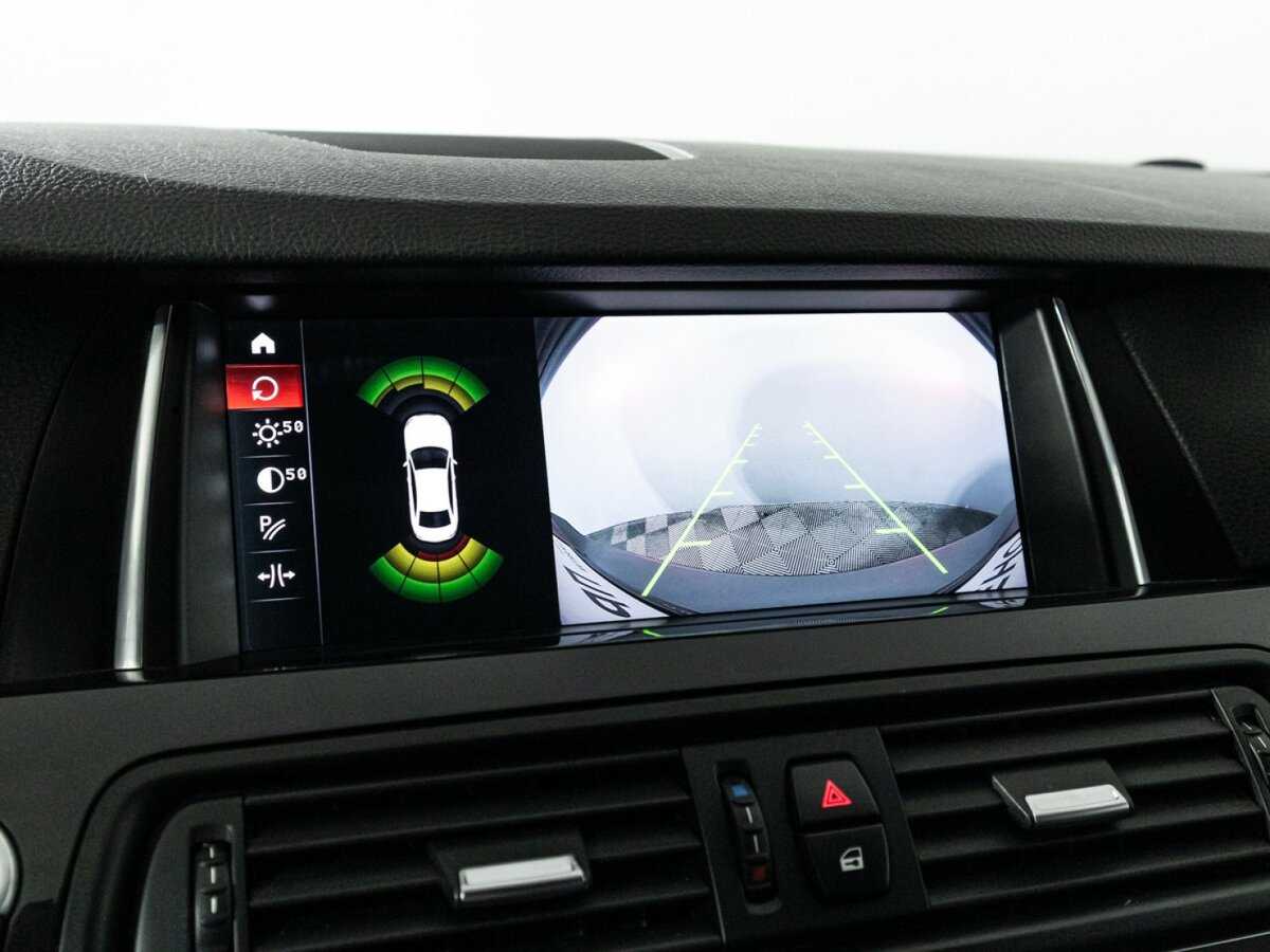 BMW 5 серии с пробегом — 2014 год. Фото: #16