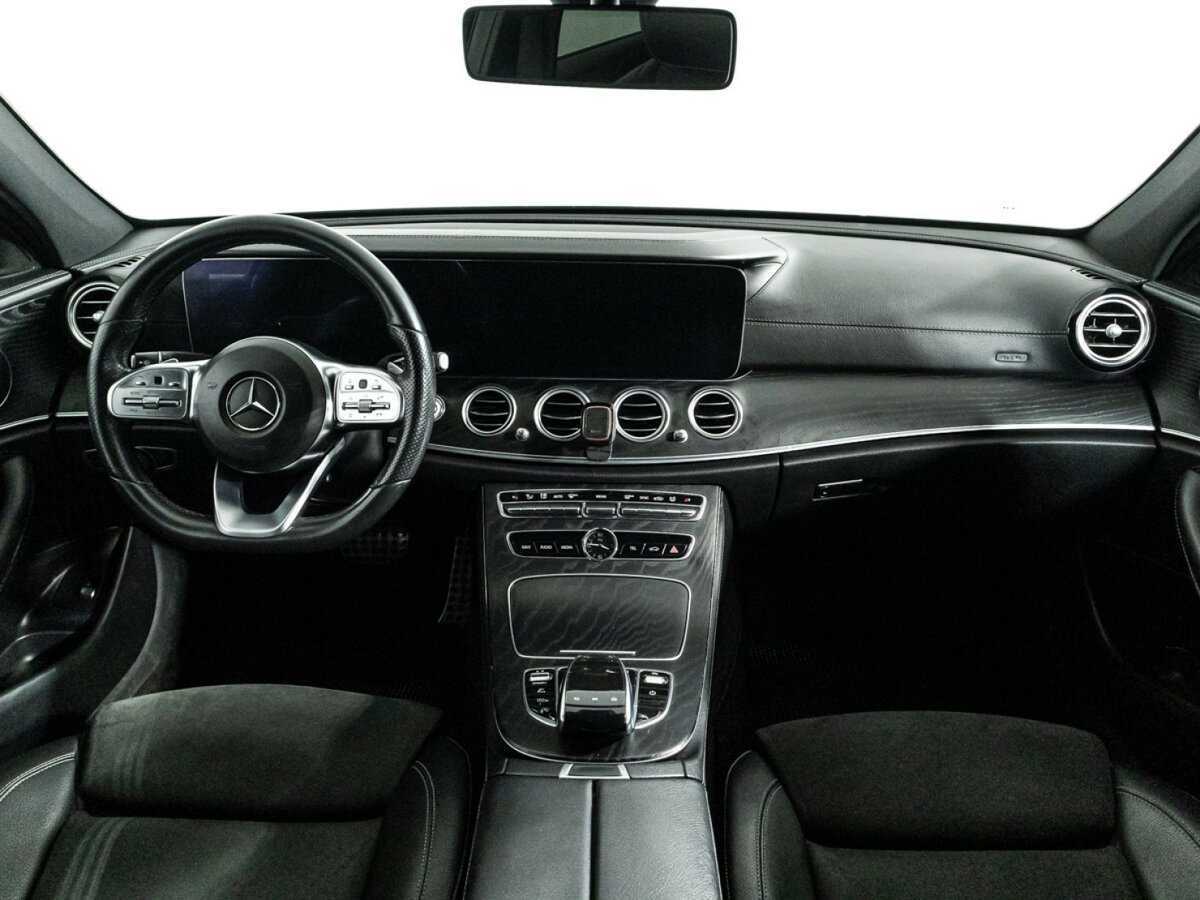 Mercedes-Benz E-Класс с пробегом — 2018 год. Фото: #12