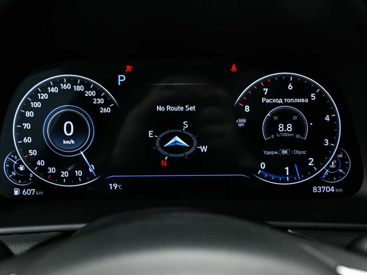 Hyundai Sonata с пробегом — 2021 год. Фото: #9