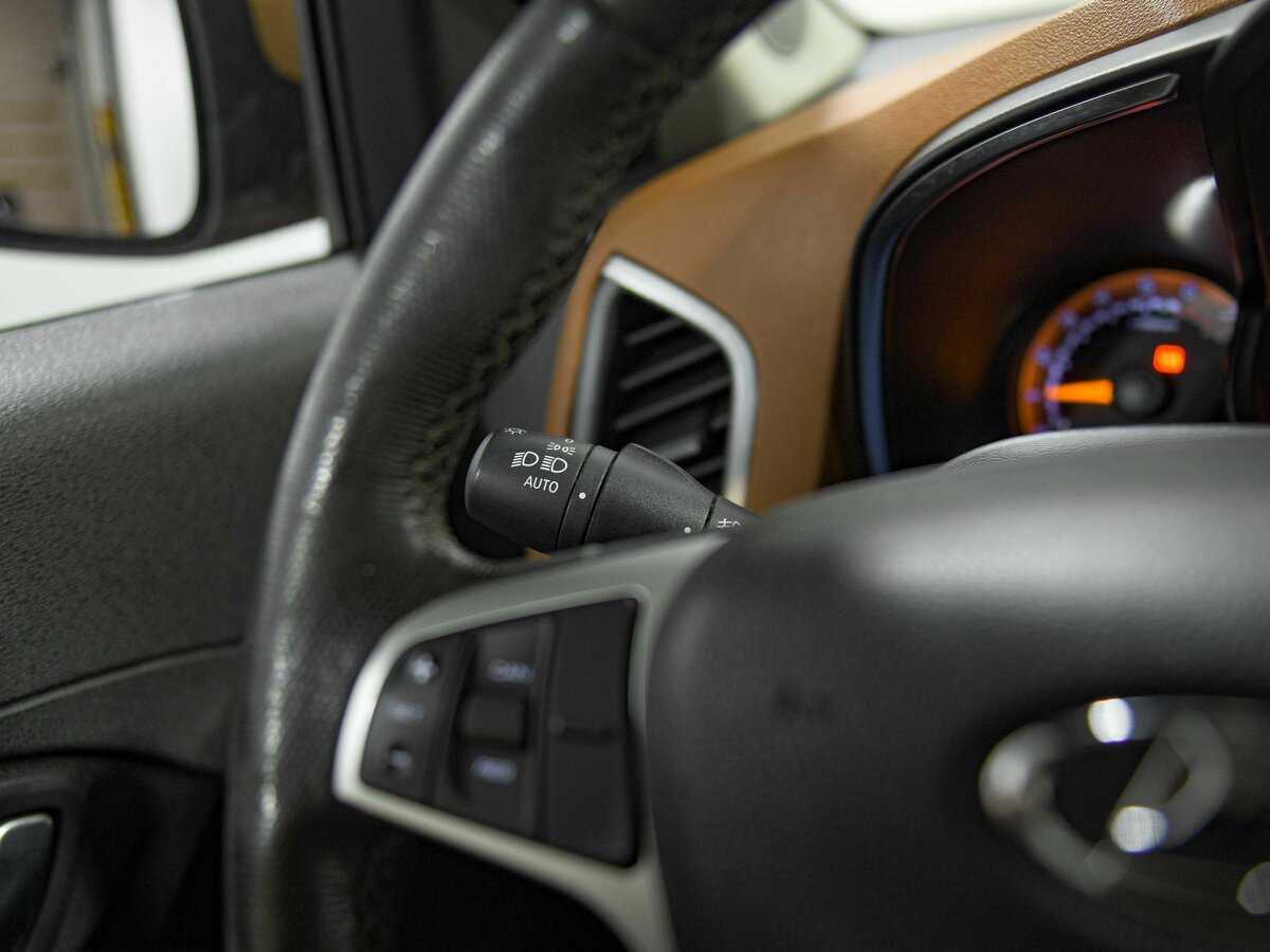 Lada (ВАЗ) XRAY с пробегом — 2021 год. Фото: #6