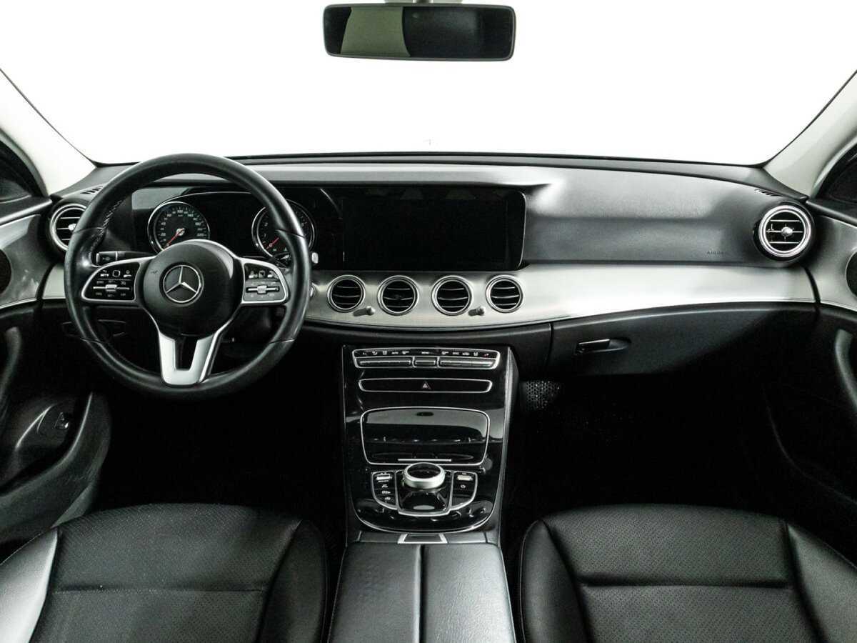 Mercedes-Benz E-Класс с пробегом — 2019 год. Фото: #12