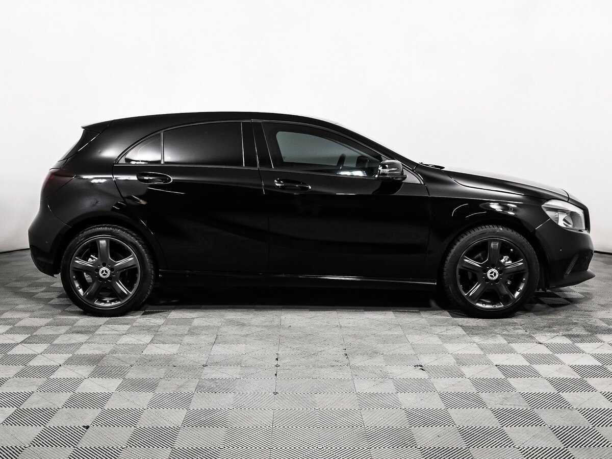 Mercedes-Benz A-Класс с пробегом — 2017 год. Фото: #3