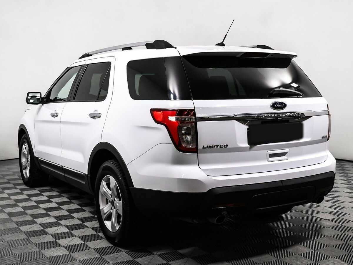 Ford Explorer с пробегом — 2014 год. Фото: #6