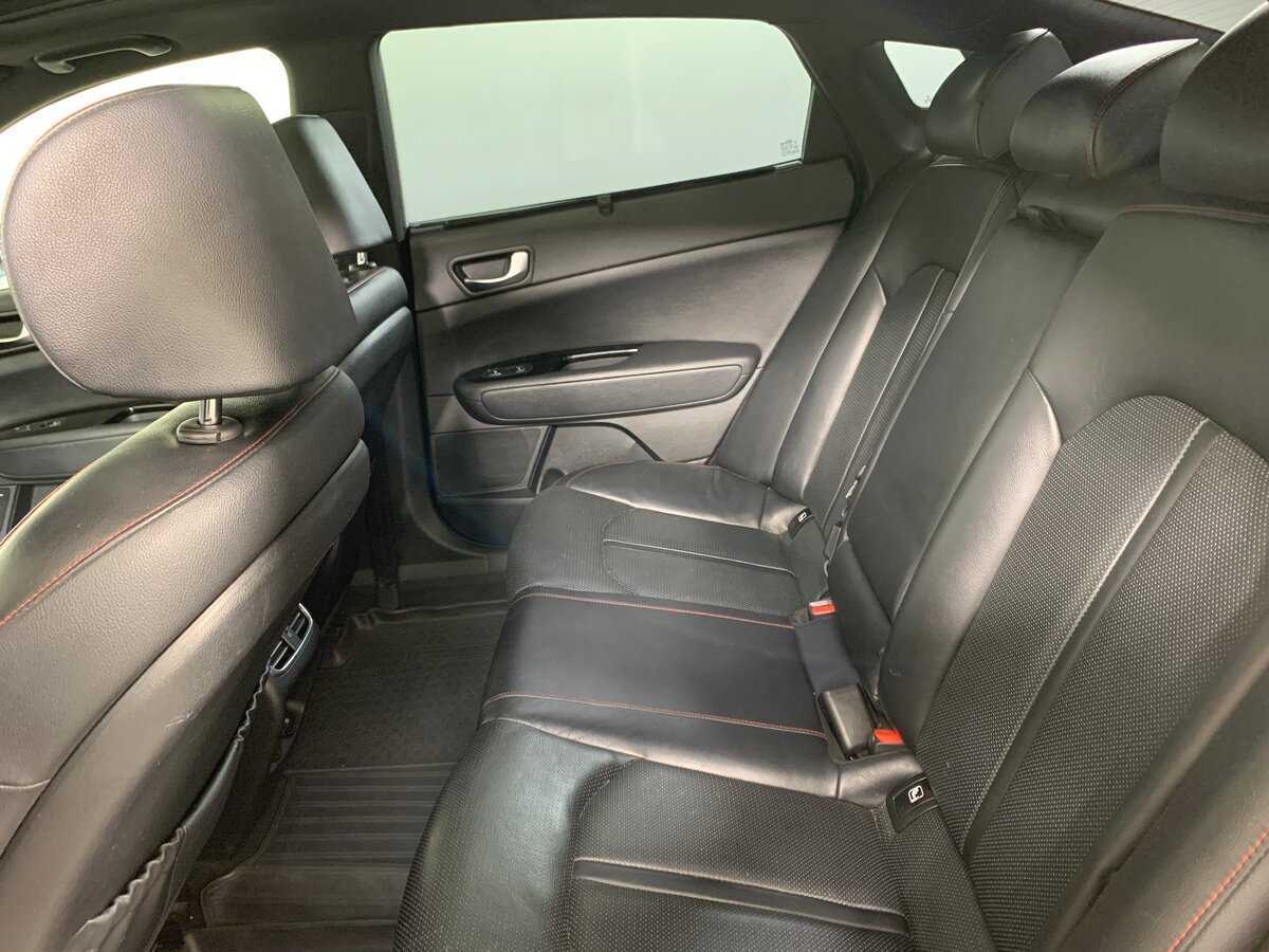 Kia Optima с пробегом — 2016 год. Фото: #17