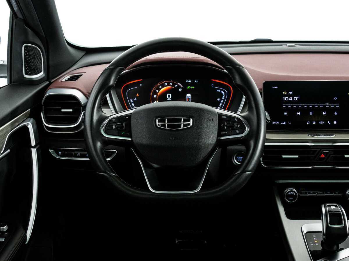 Geely Coolray с пробегом — 2022 год. Фото: #11