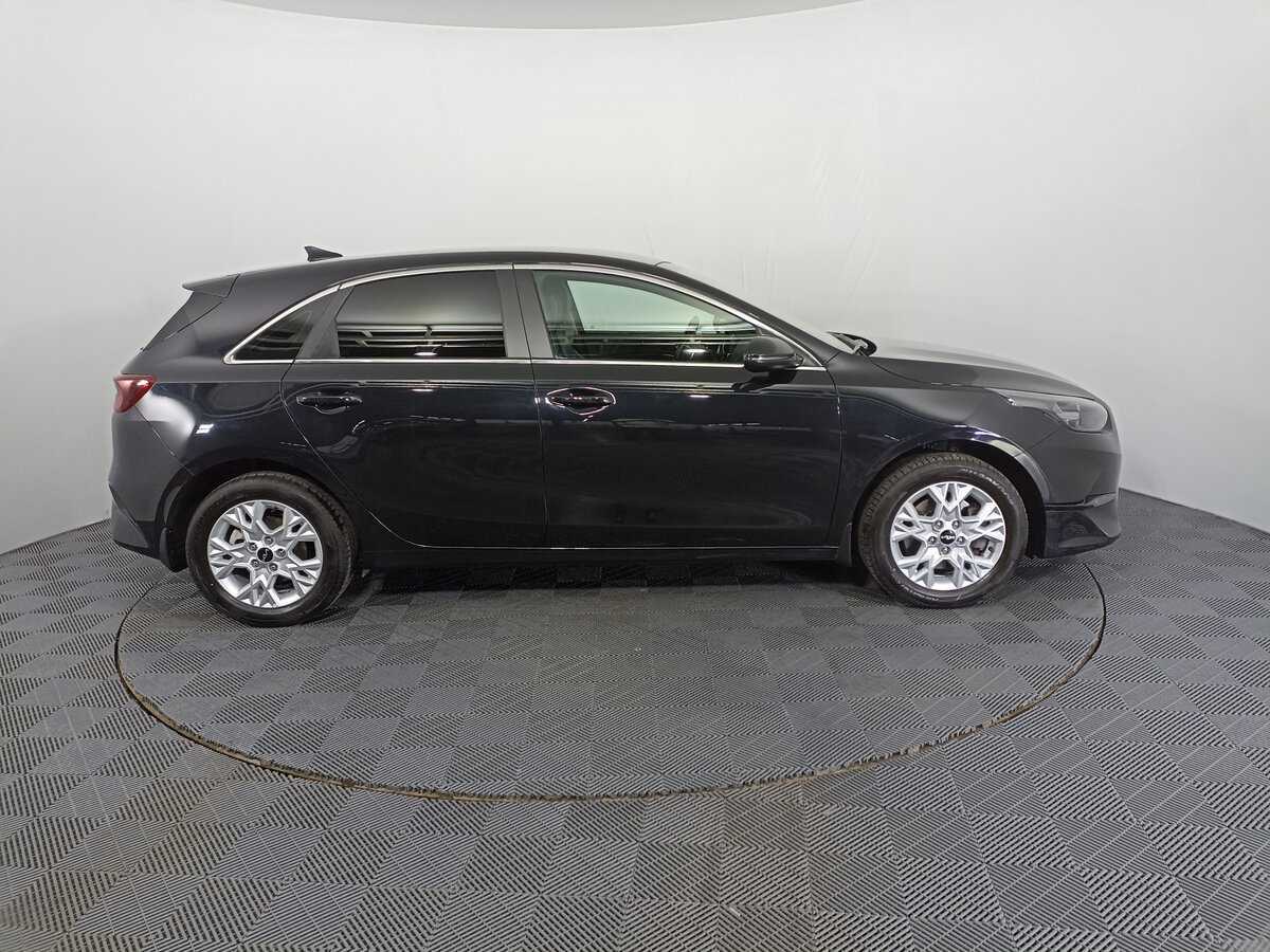 Kia Ceed с пробегом — 2022 год. Фото: #3