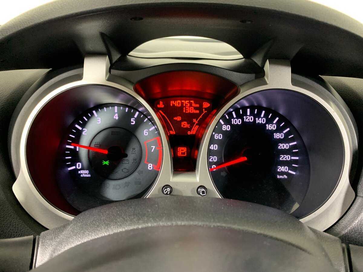 Nissan Juke с пробегом — 2013 год. Фото: #14