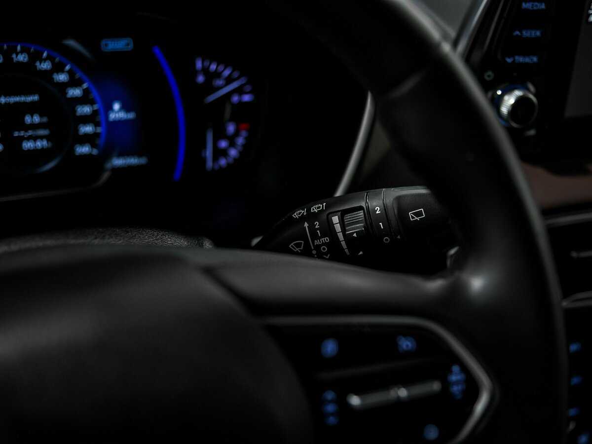 Hyundai Santa Fe с пробегом — 2019 год. Фото: #6