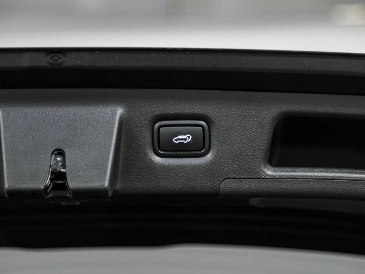 Hyundai Santa Fe с пробегом — 2019 год. Фото: #25