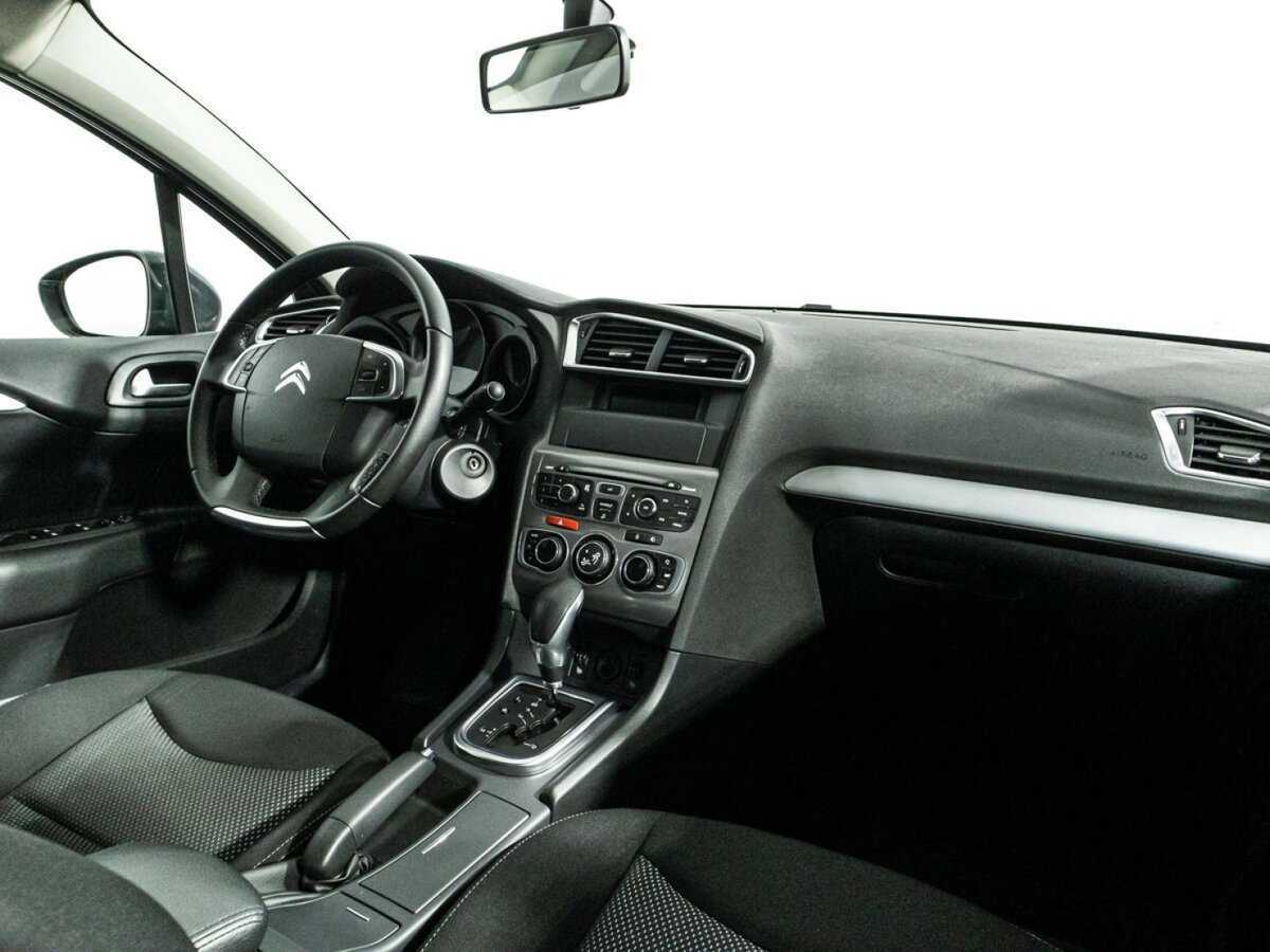 Citroen C4 с пробегом — 2016 год. Фото: #8