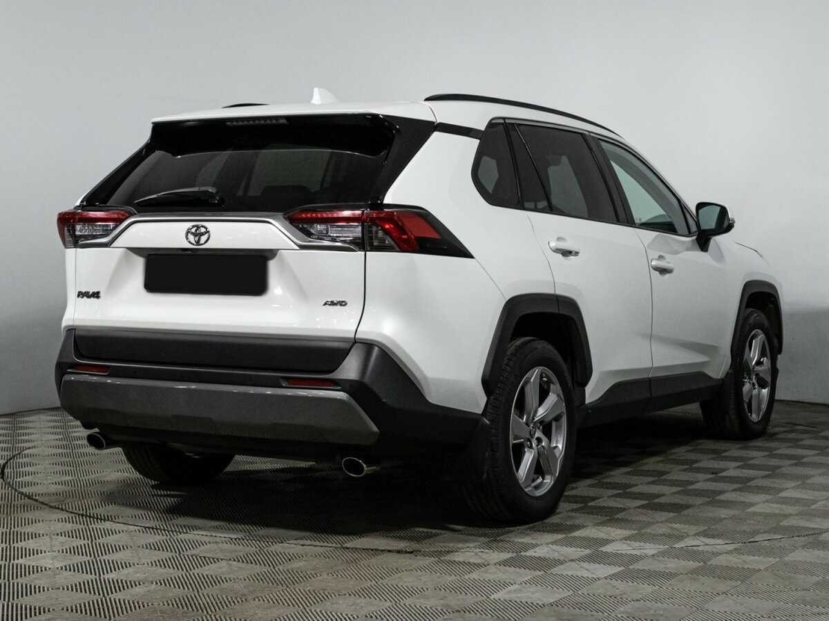 Toyota RAV4 с пробегом — 2019 год. Фото: #4