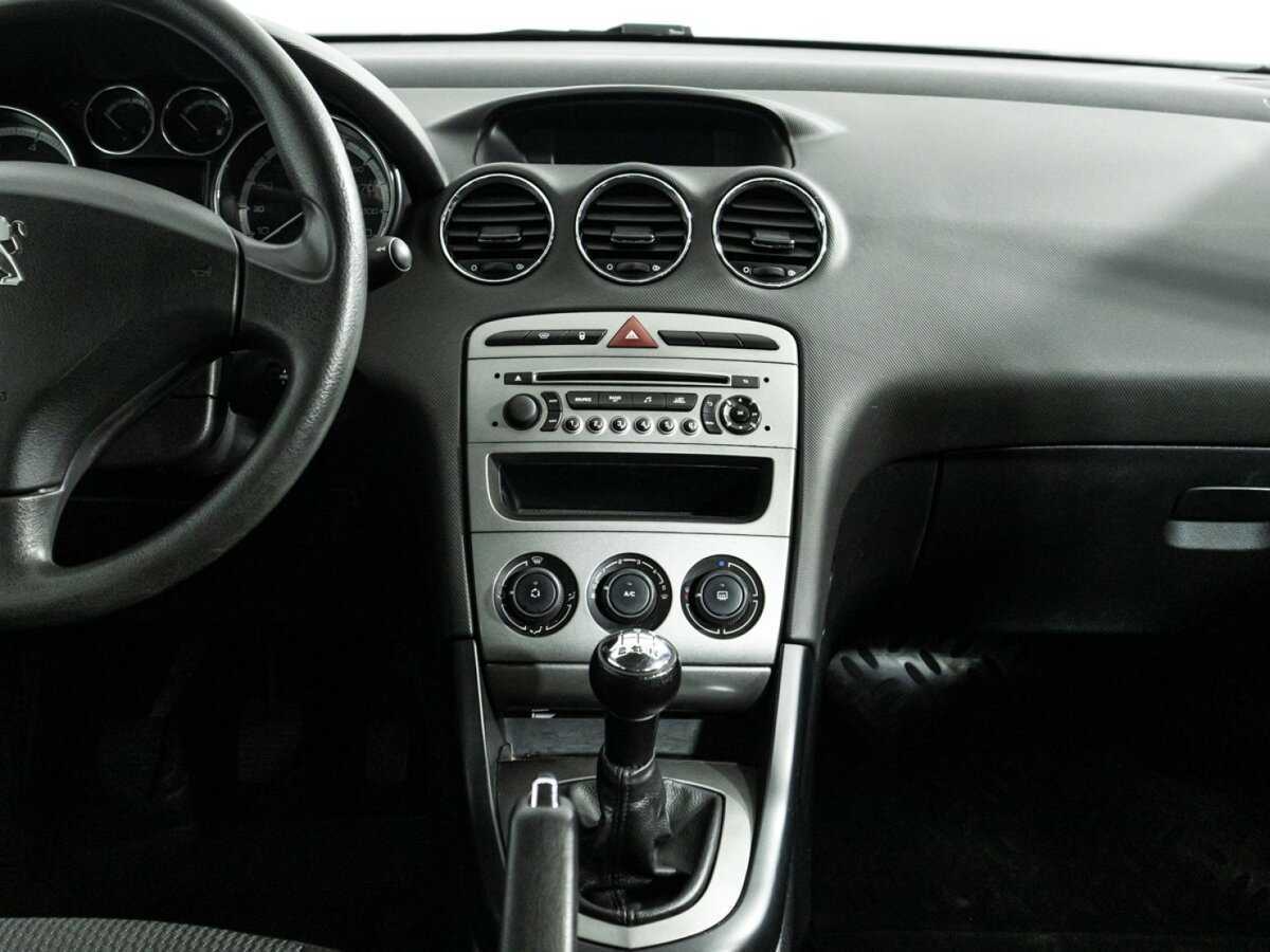 Peugeot 408 с пробегом — 2013 год. Фото: #13